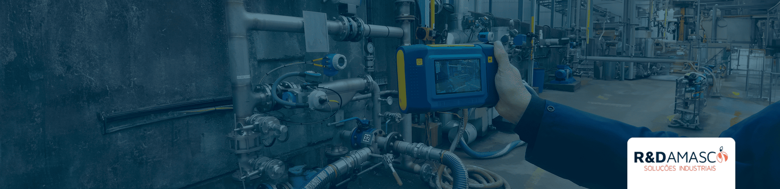 Descubra como a câmera acústica com tecnologia ultrassom detecta falhas industriais com precisão, reduz custos e aumenta a confiabilidade.